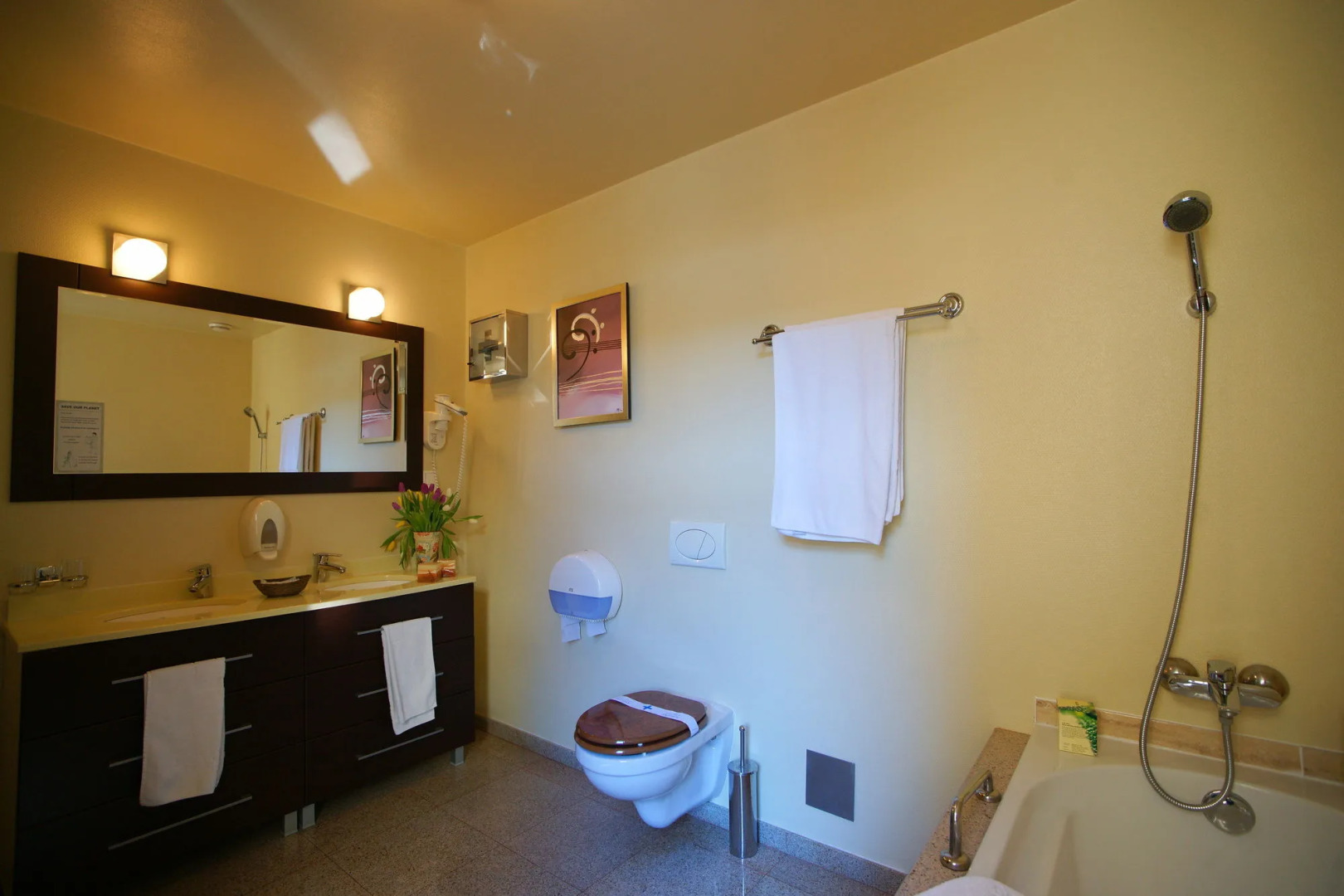 Foto - Villa & Restaurant Levoslav House