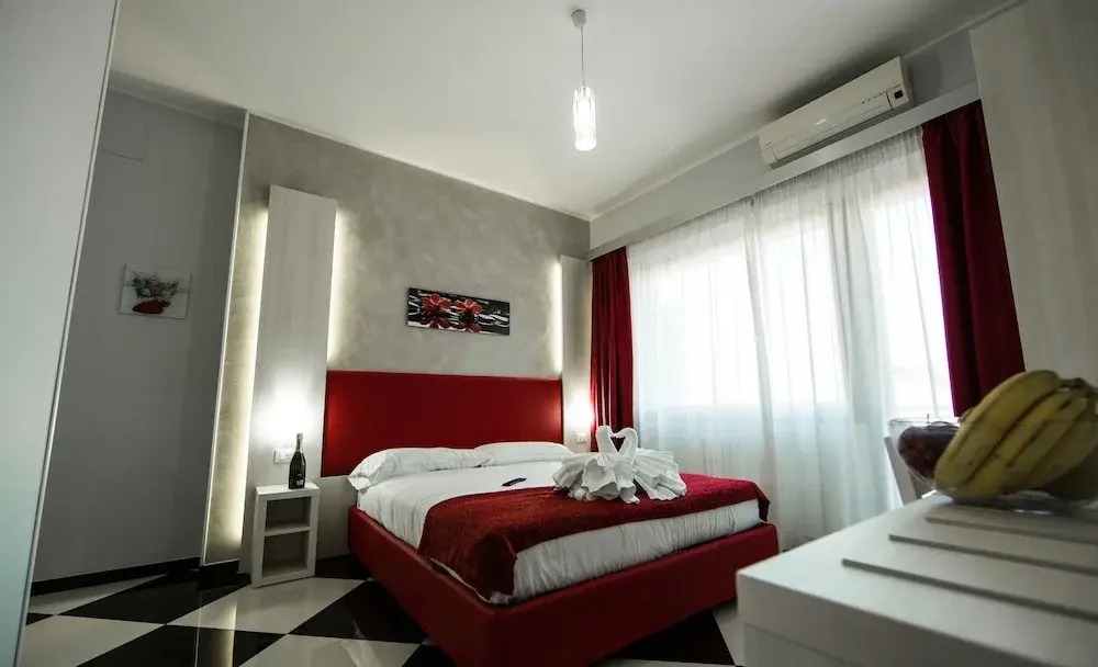 Photo - Star of Rome