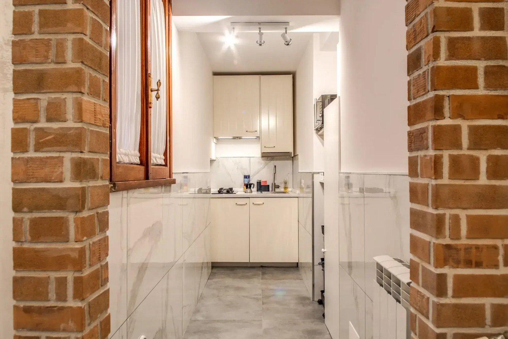 Photo - Tritone Top House