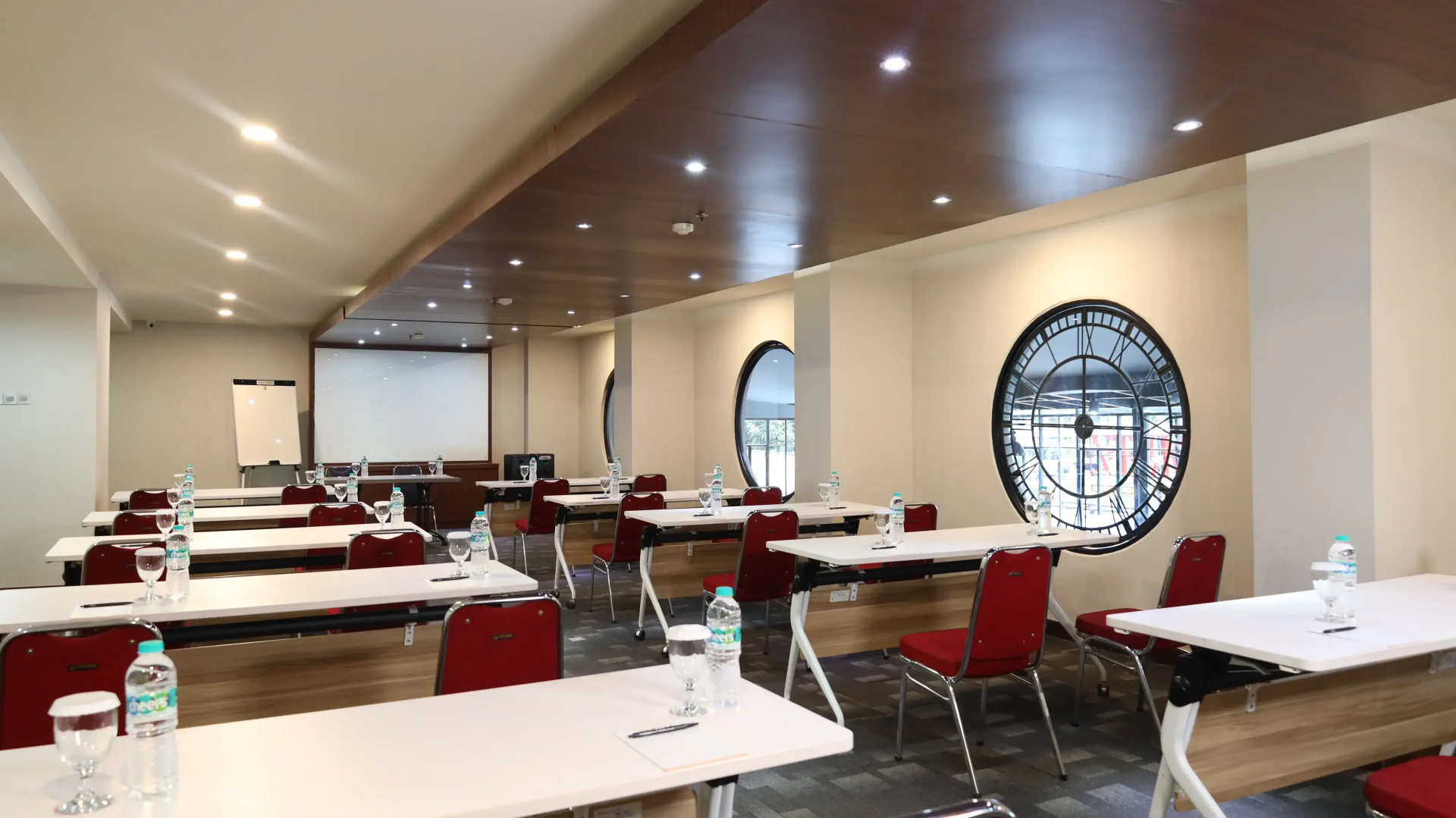 Photo - Moritz Hotel Rsab Harapan Kita