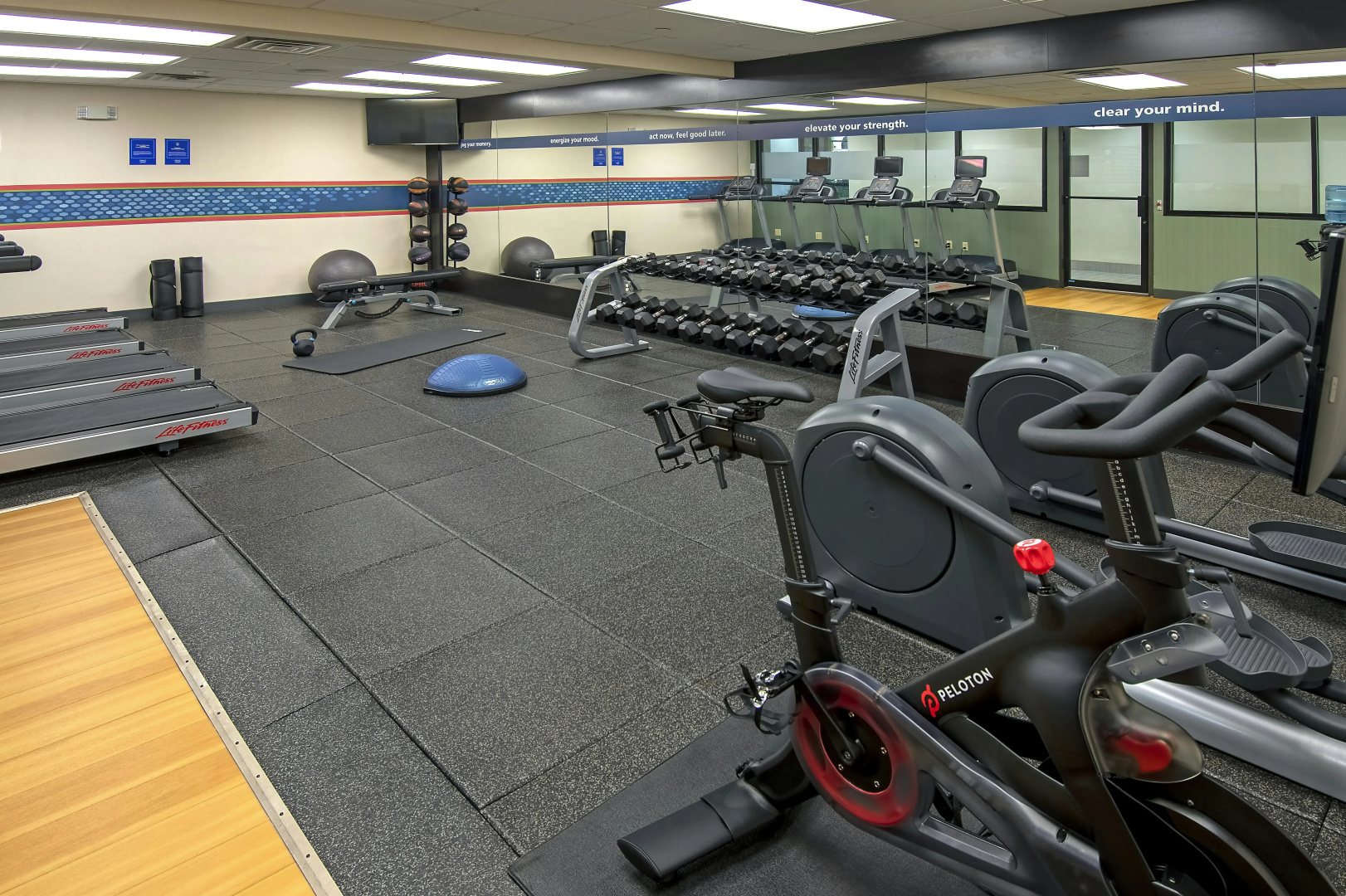 Photo - Hampton Inn & Suites Fairfield