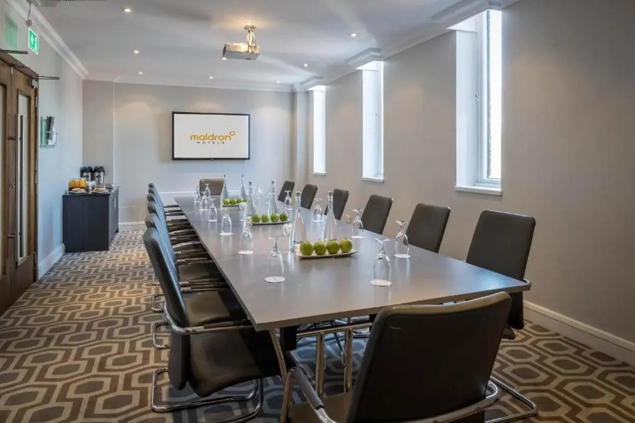 Photo - Maldron Hotel Dublin Airport
