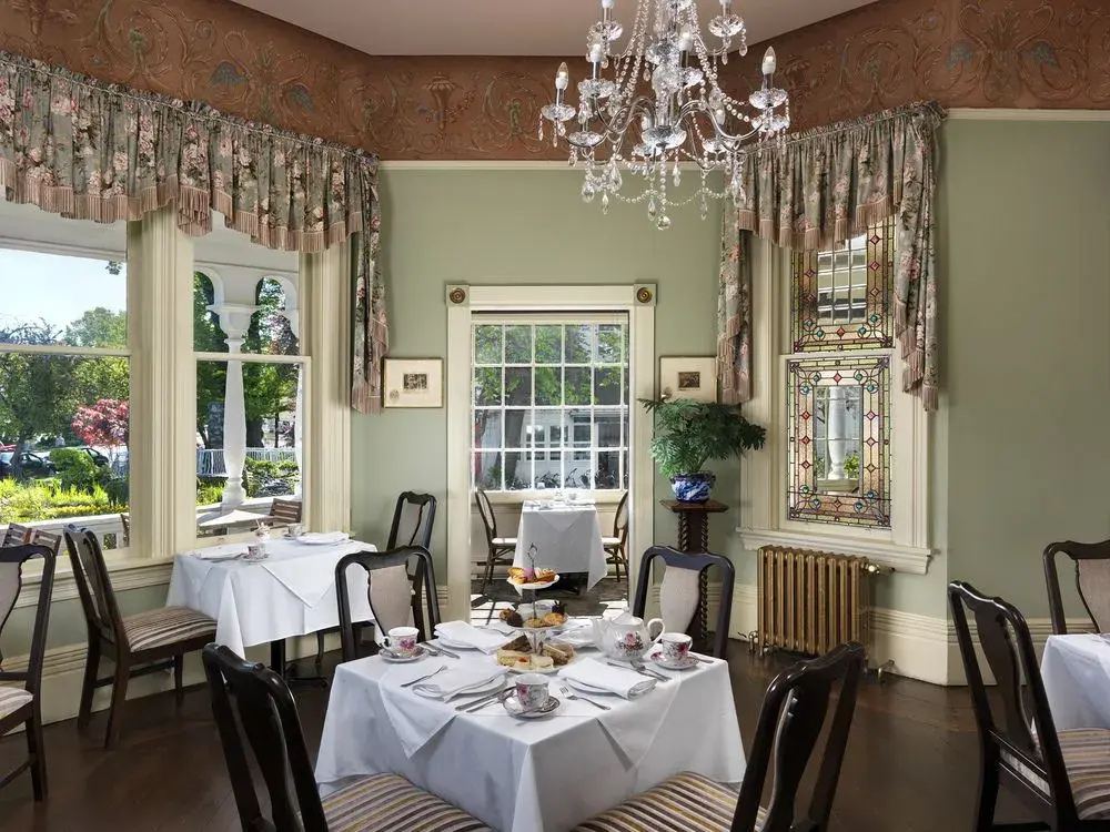 Photo - Huntingdon Hotel and Suites