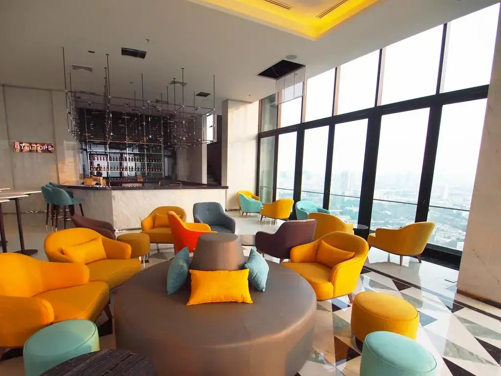 Foto - The Quarter Ari by UHG