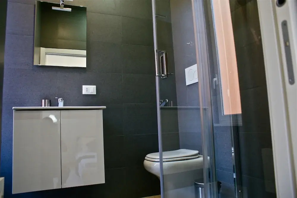 Photo - Empire Suites