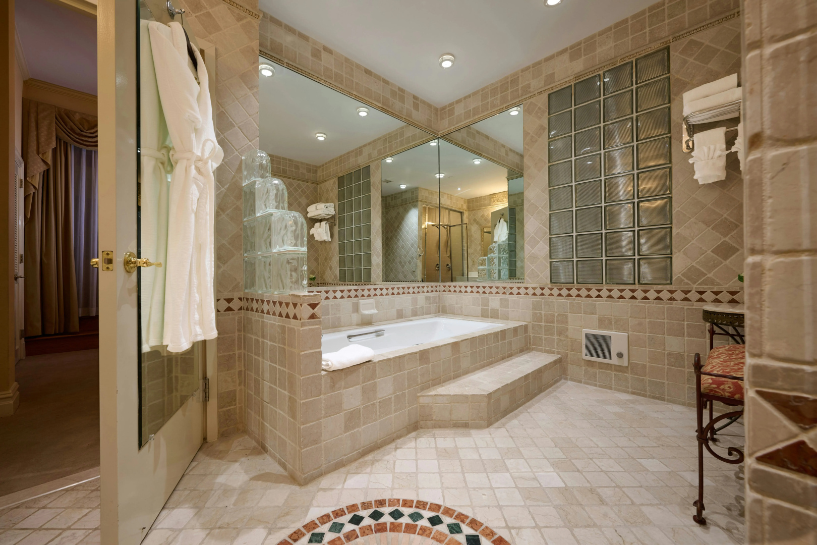 Photo - Fitzpatrick Grand Central