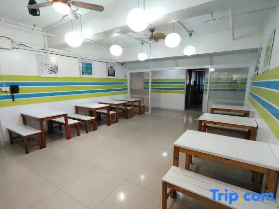 Foto - Yuj Inn Pasay