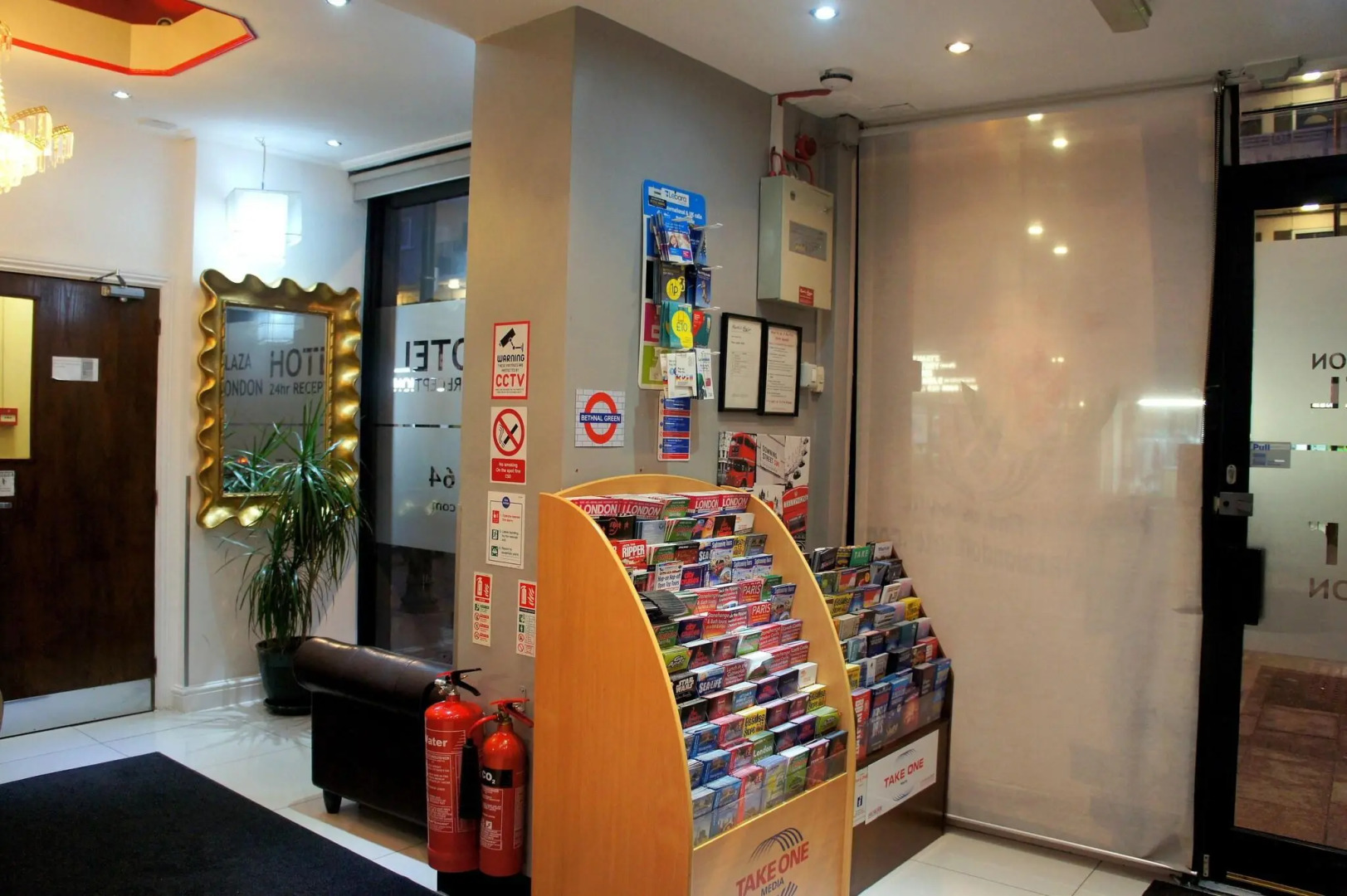 Photo - Plaza London Hotel