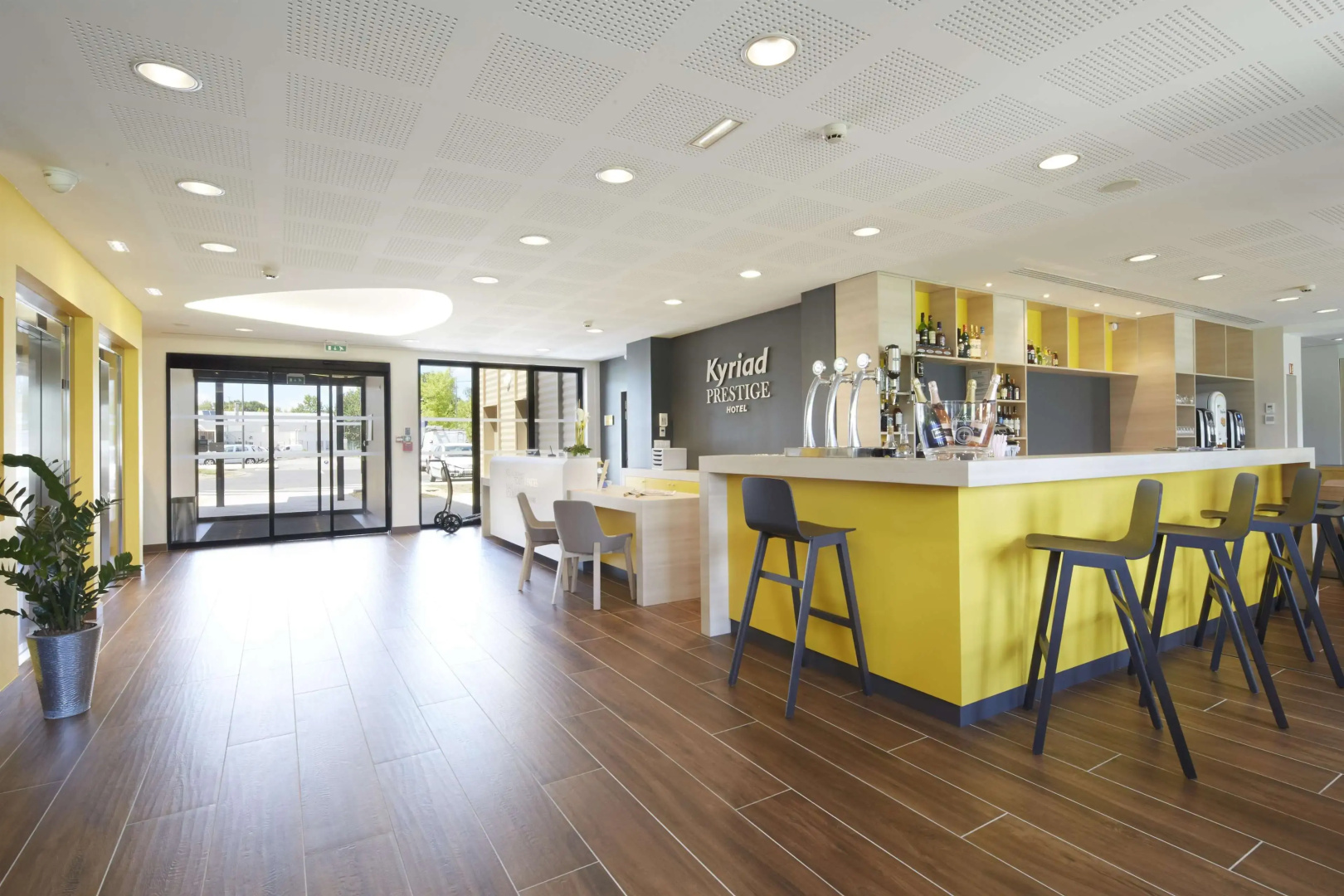Photo - Kyriad Prestige Pau – Palais des Sports