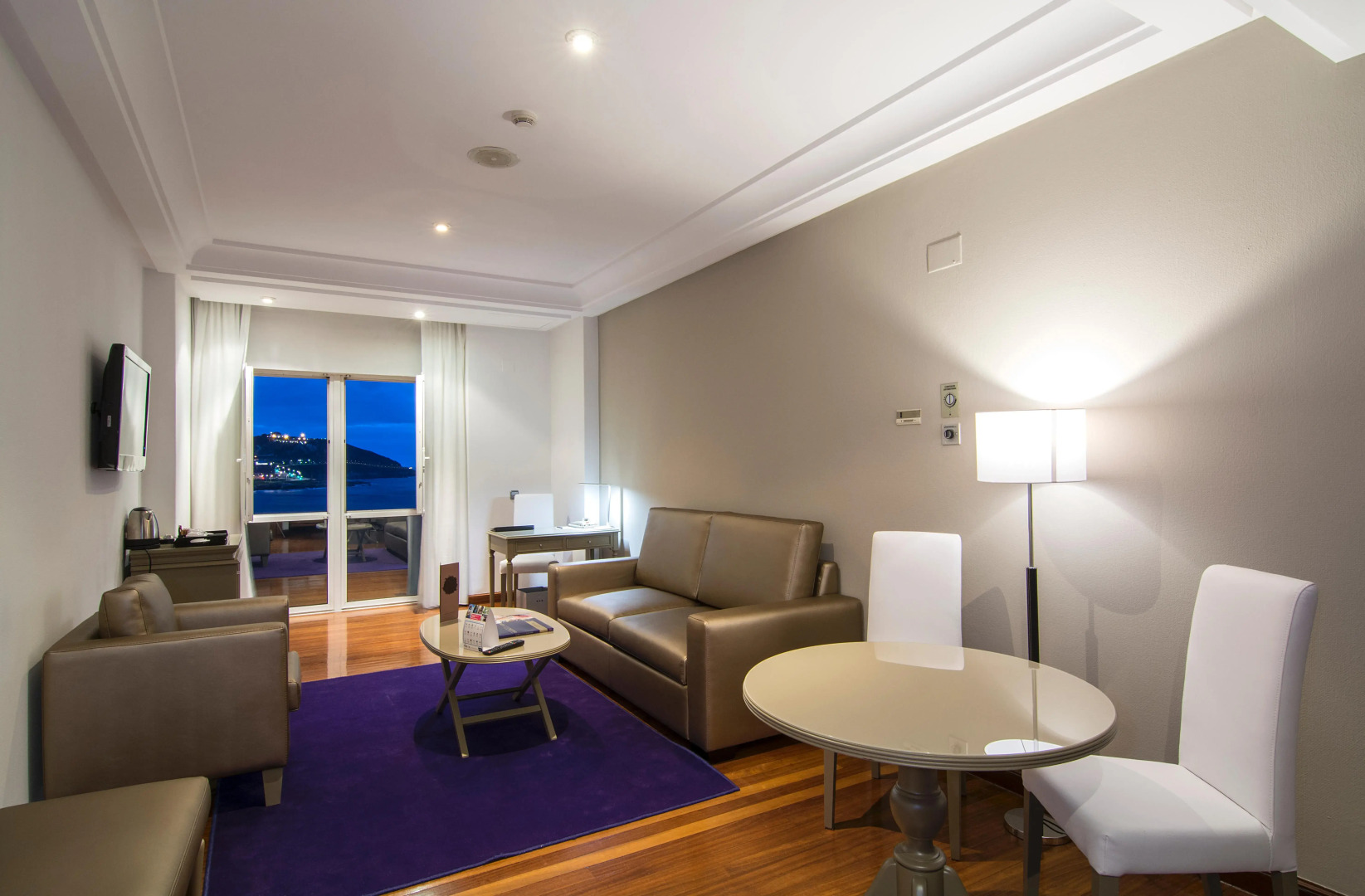 Photo - Melia Maria Pita