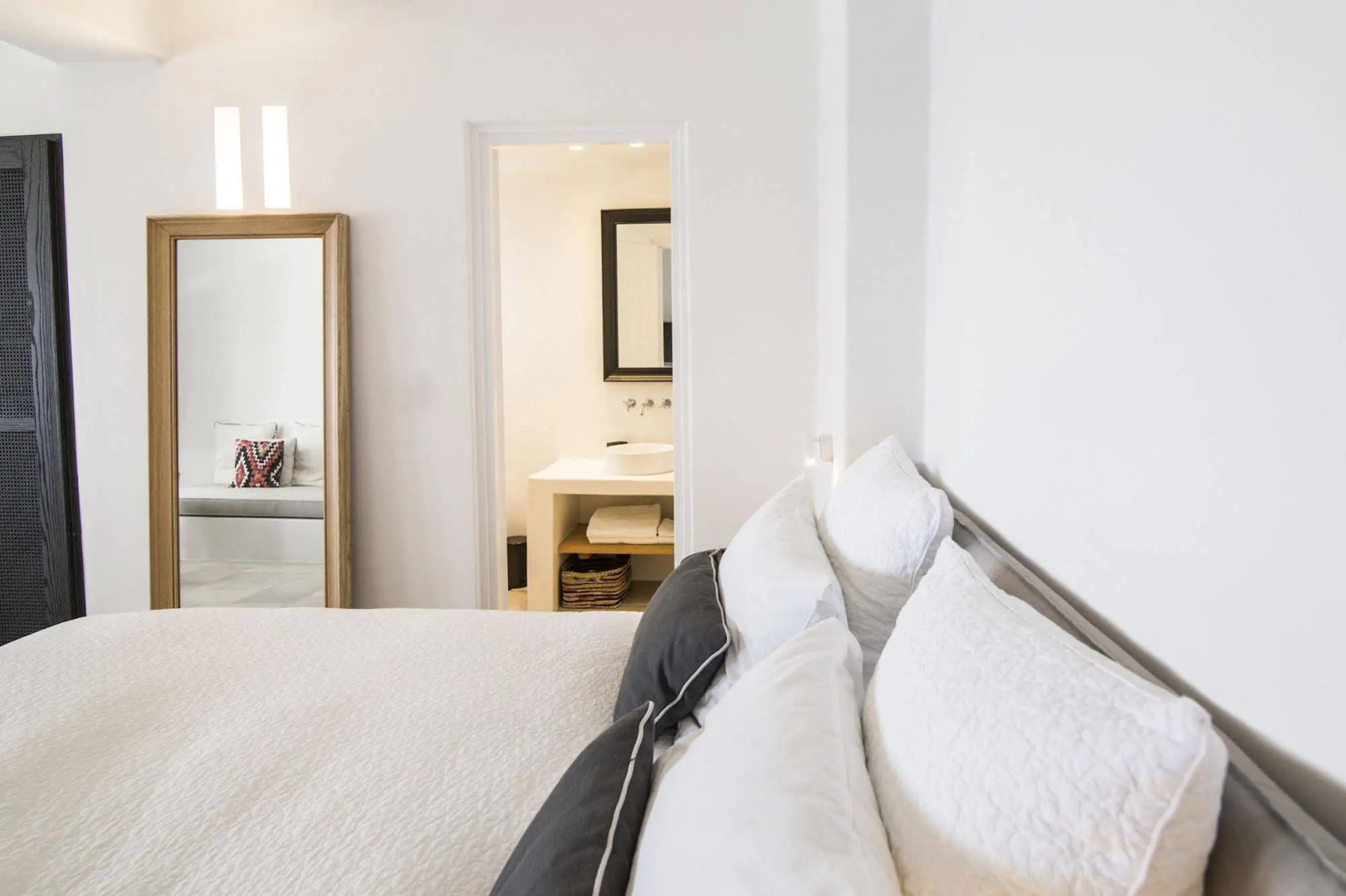 Photo - Porto Fira Suites