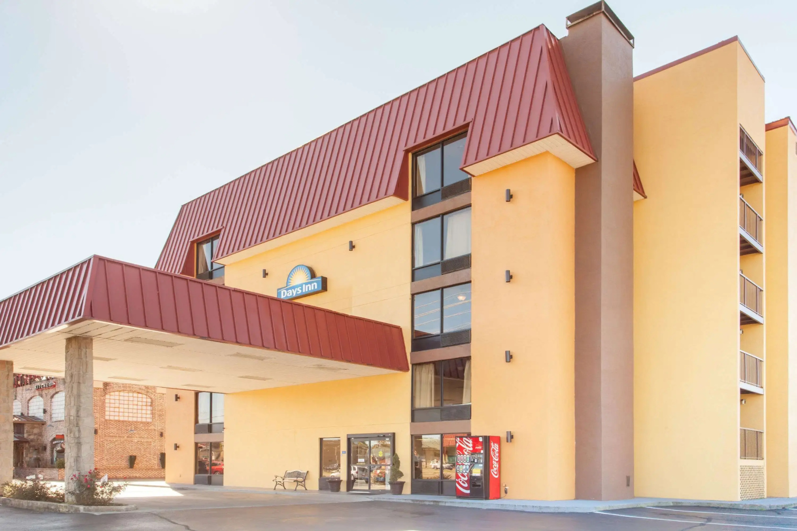 Photo - Clarion Inn & Suites near the Leconte Center Pigeon Forge