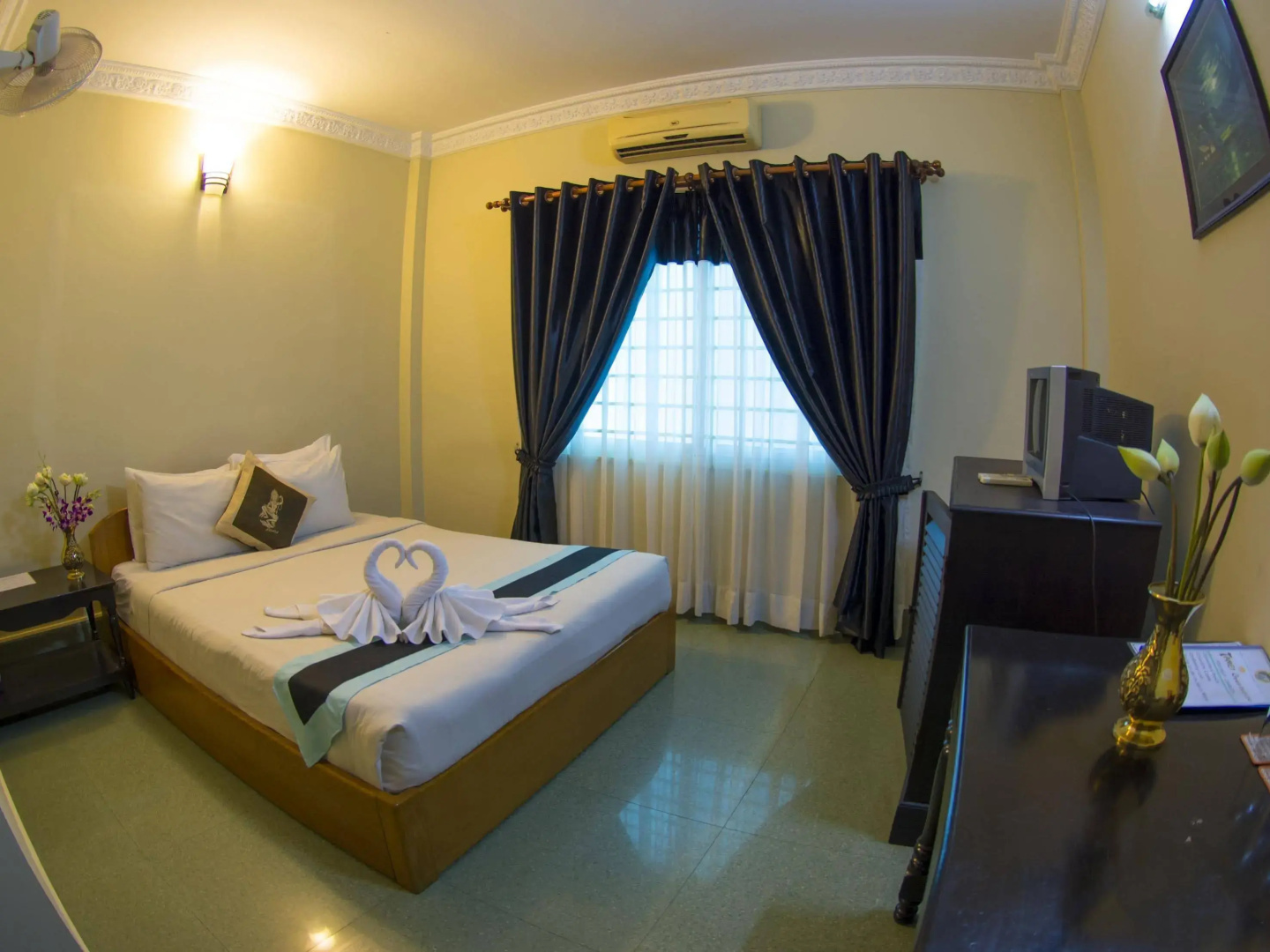 Photo - Central Night Hotel