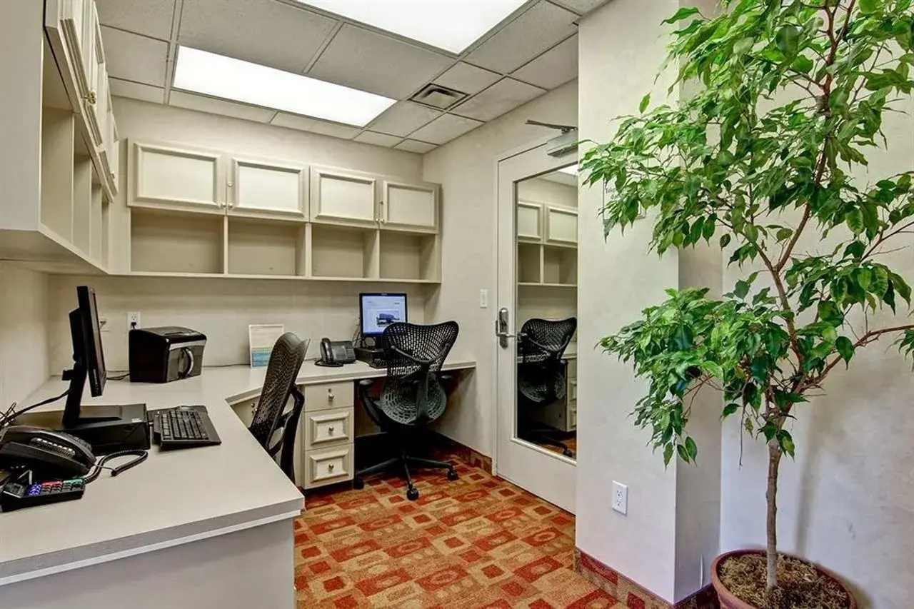 Photo - Hilton Garden Inn Toronto - Mississauga