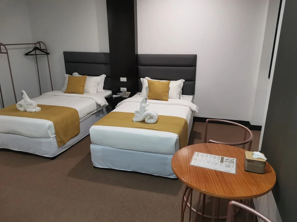 Belvilla Angeles Pampanga Near Clark International Airport Formerly Boss Hotel