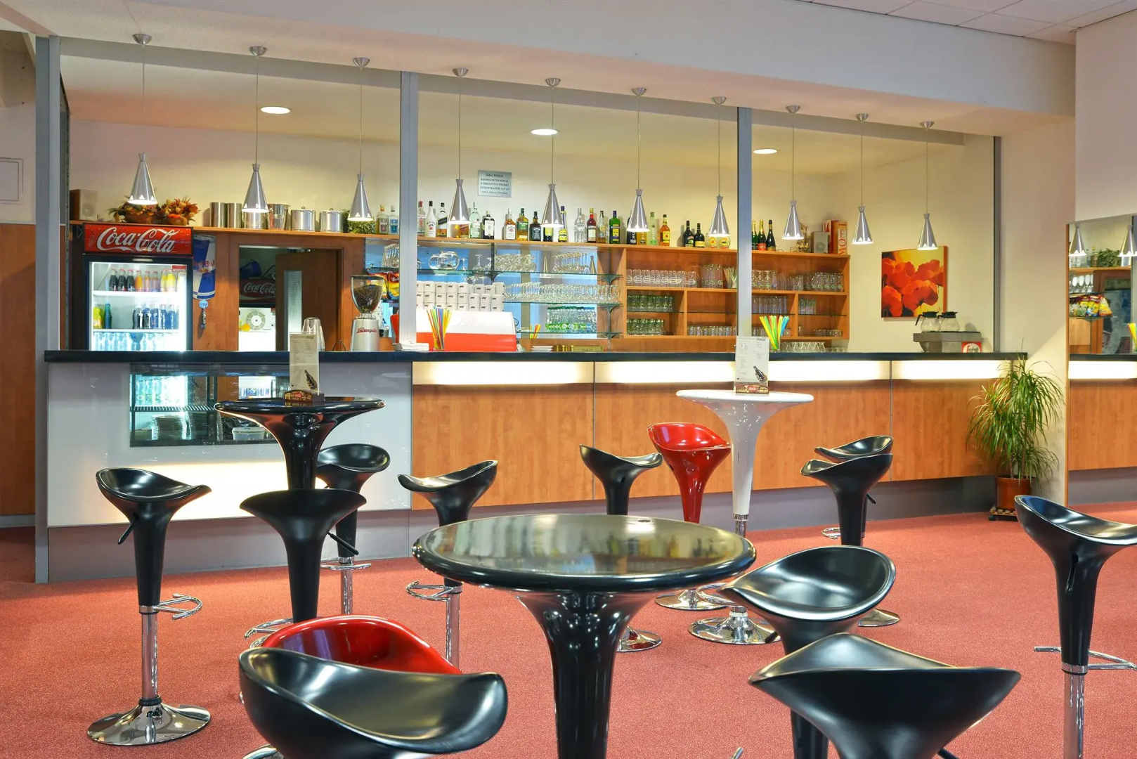 Photo - Avanti Hotel