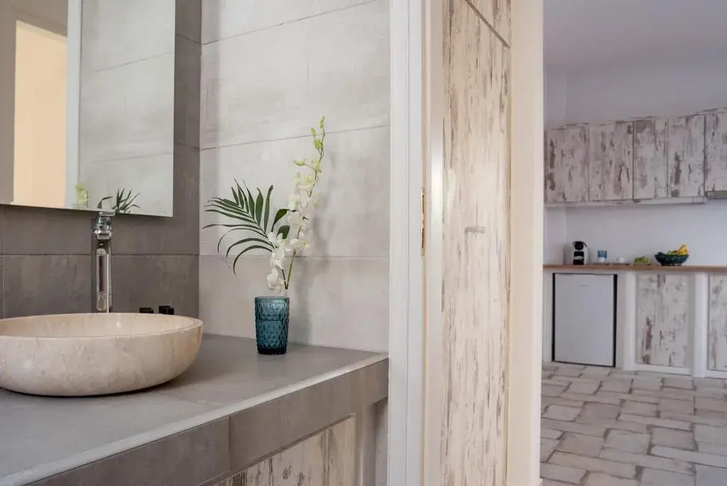 Photo - Elia Residences Santorini