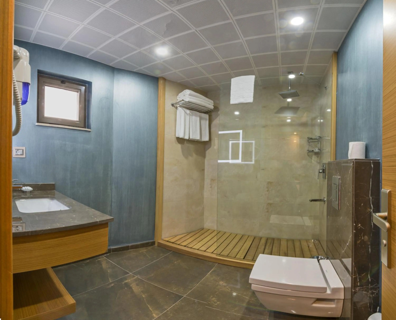 Photo - Bisetun Hotel