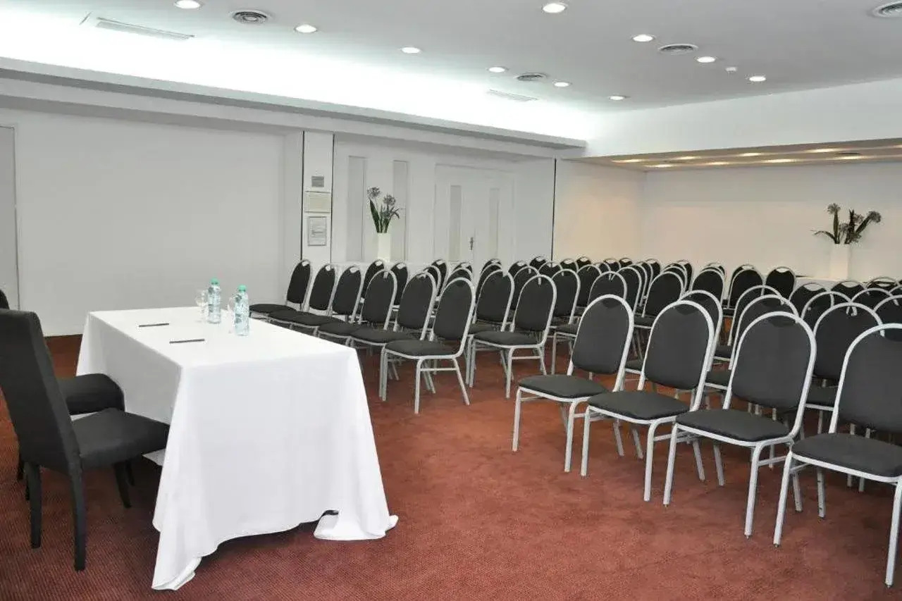 Foto - Broadway Hotel & Suites