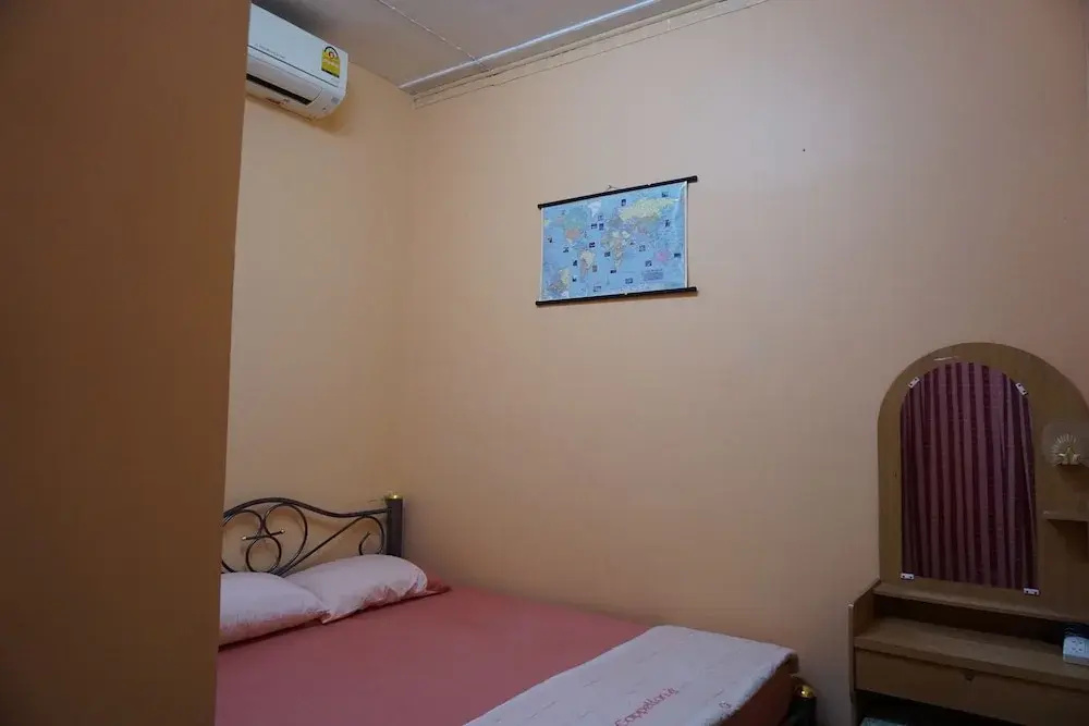 Photo - OYO 730 Meedee Hostel