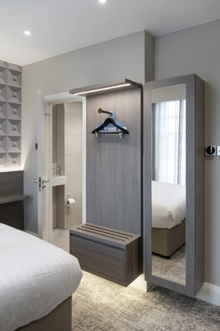 Photo - Mornington Victor Hotel London Belgravia