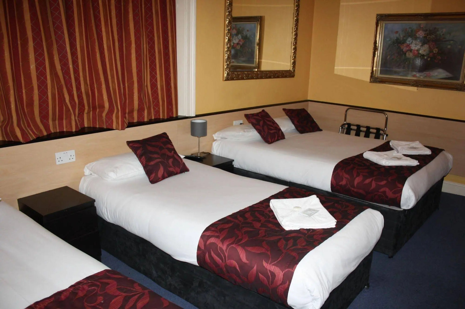 Photo - Tudor Court Hotel