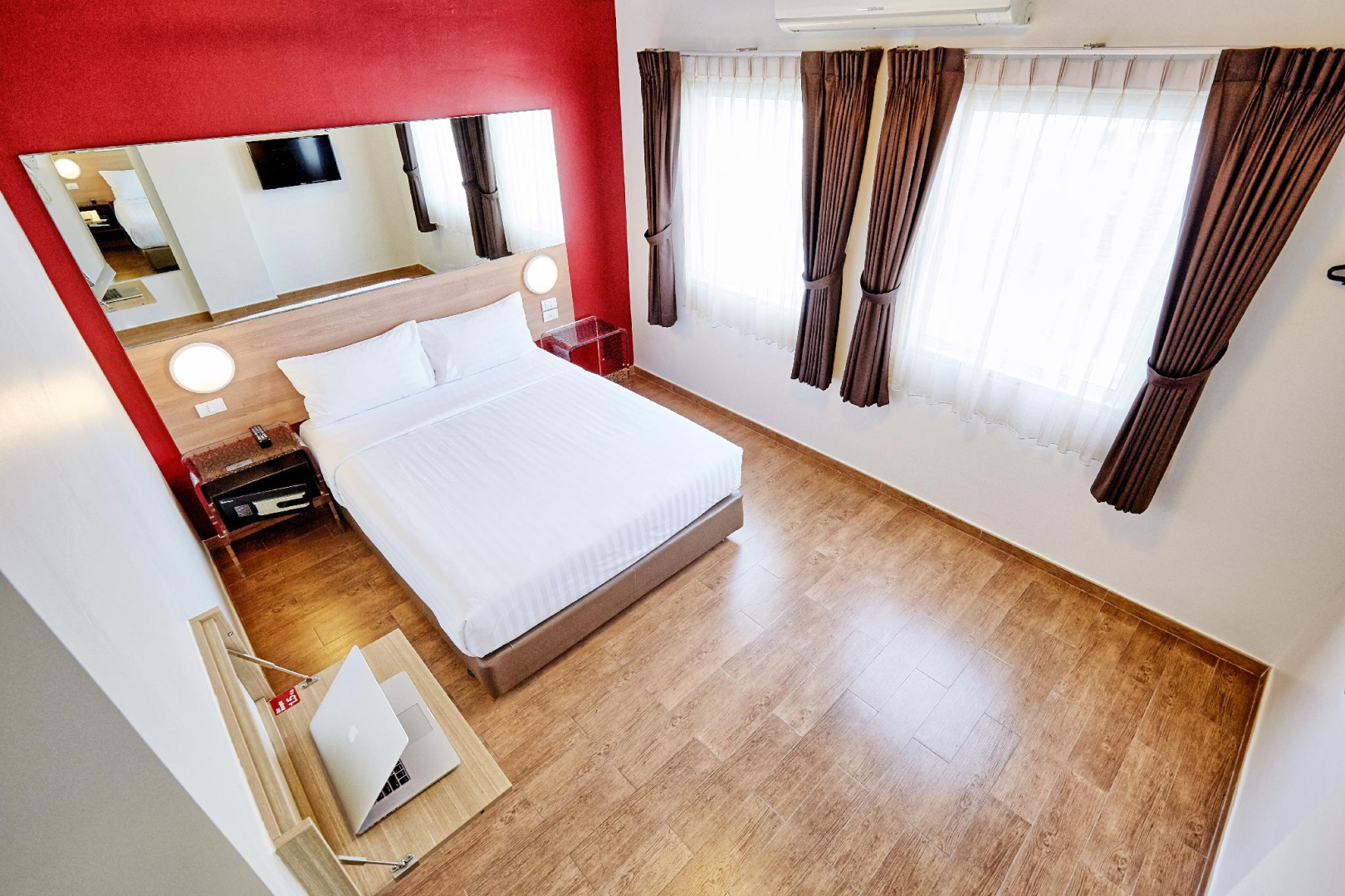 Foto - Easy Planet Pattaya