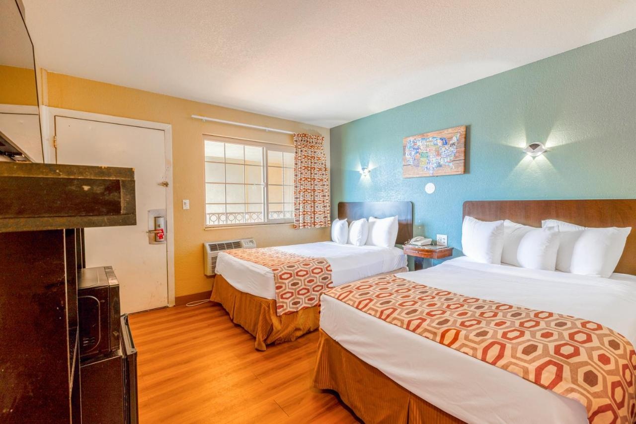 Foto - Hotel Avenida - Oceanside Camp Pendleton