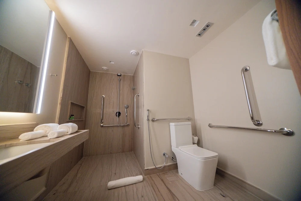 Photo - Mona Hotel