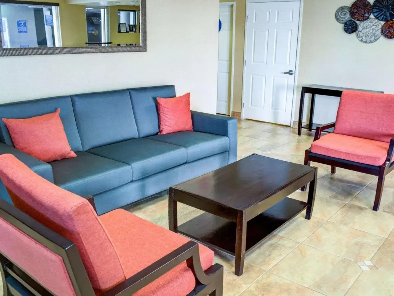 Foto - Comfort Inn & Suites Near Universal - N Hollywood - Burbank