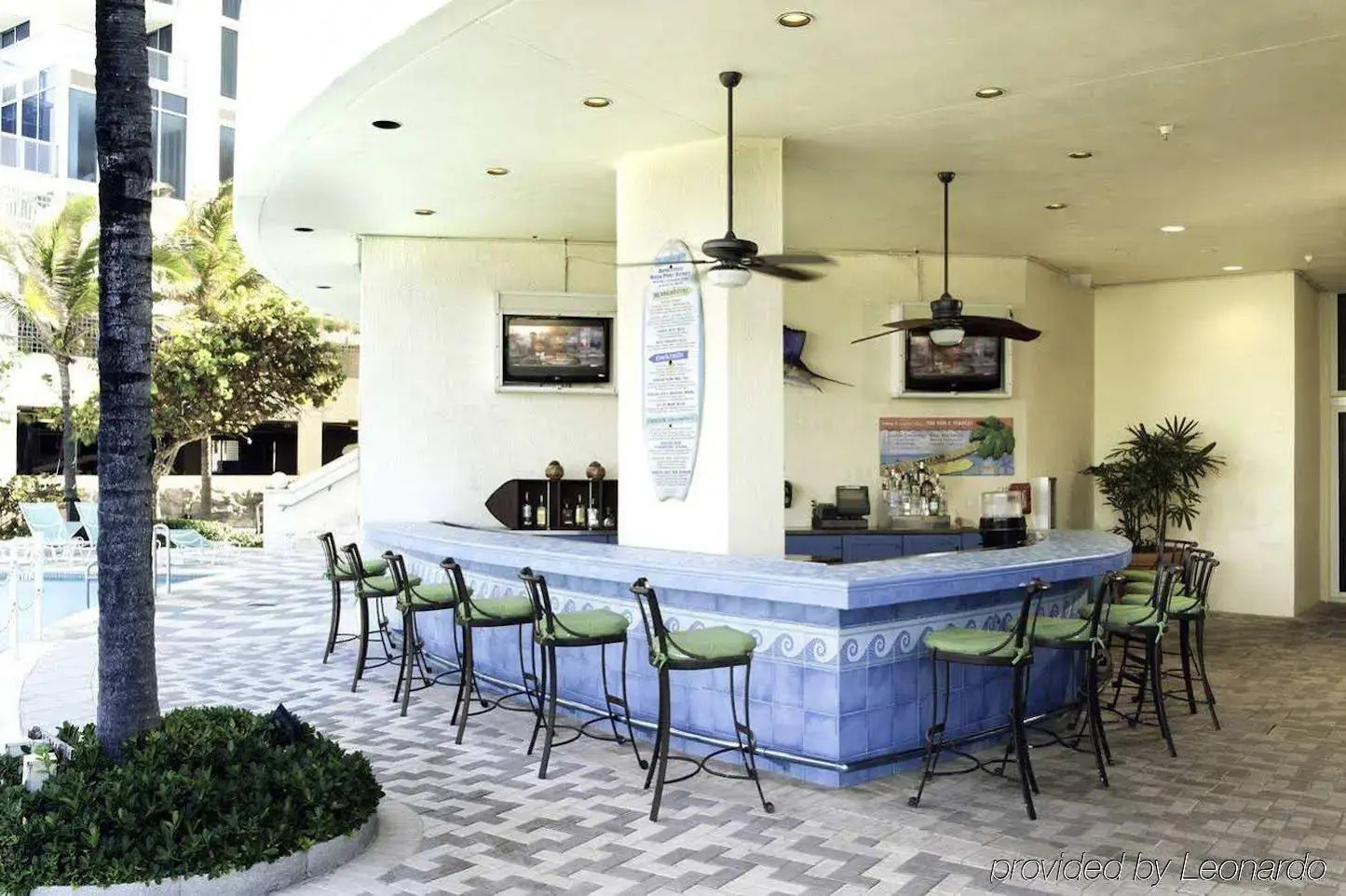 Foto - DoubleTree by Hilton Ocean Point Resort - North Miami Beach