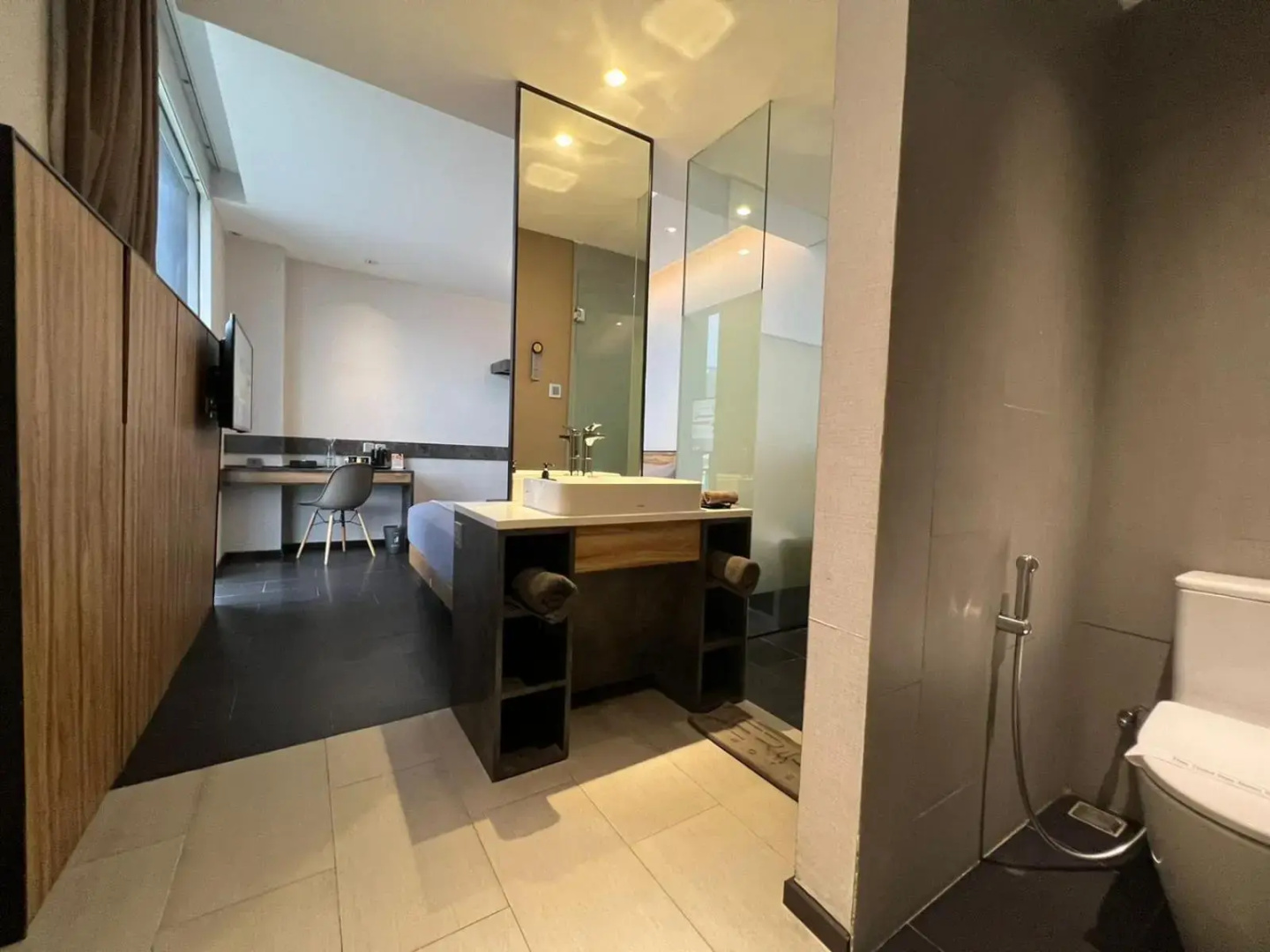 Photo - Erian Hotel