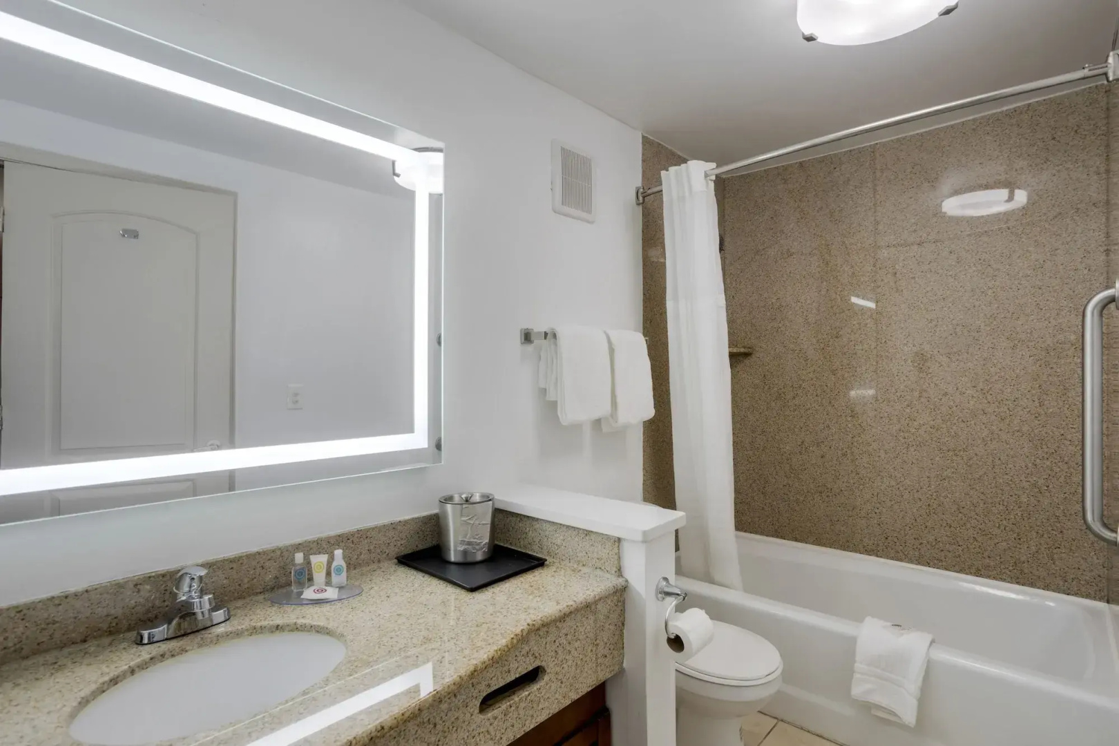 Foto - Comfort Inn Downtown Nashville - Music City Center