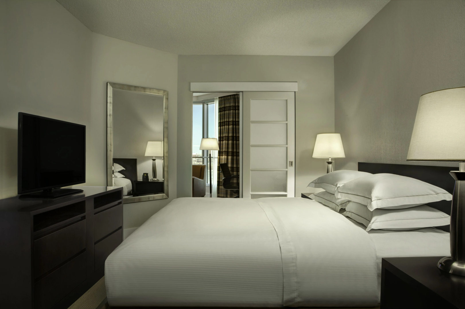 Photo - Hilton Toronto/Markham Suites Conference Centre & Spa