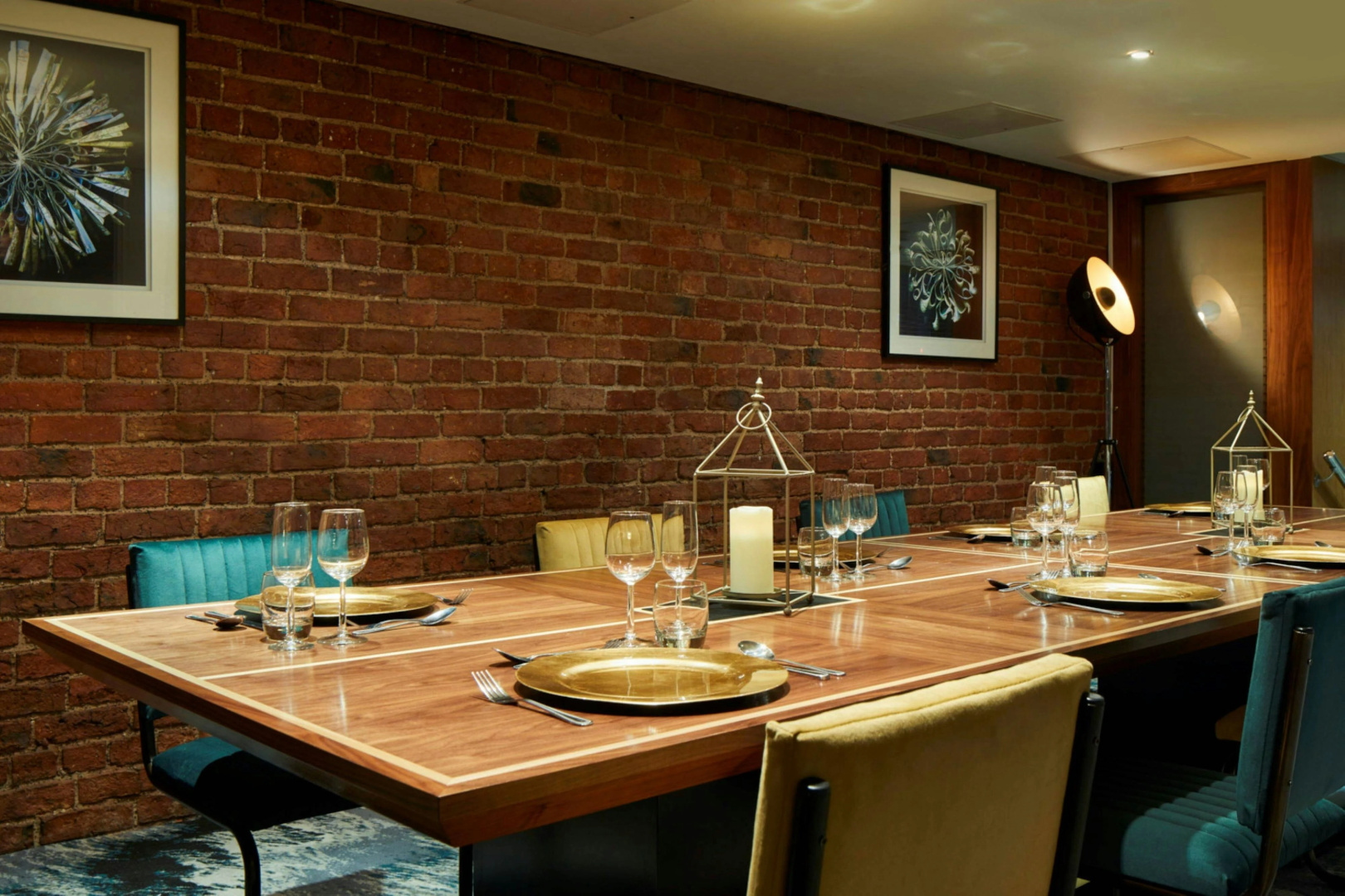 Photo - Manchester Marriott Victoria & Albert Hotel