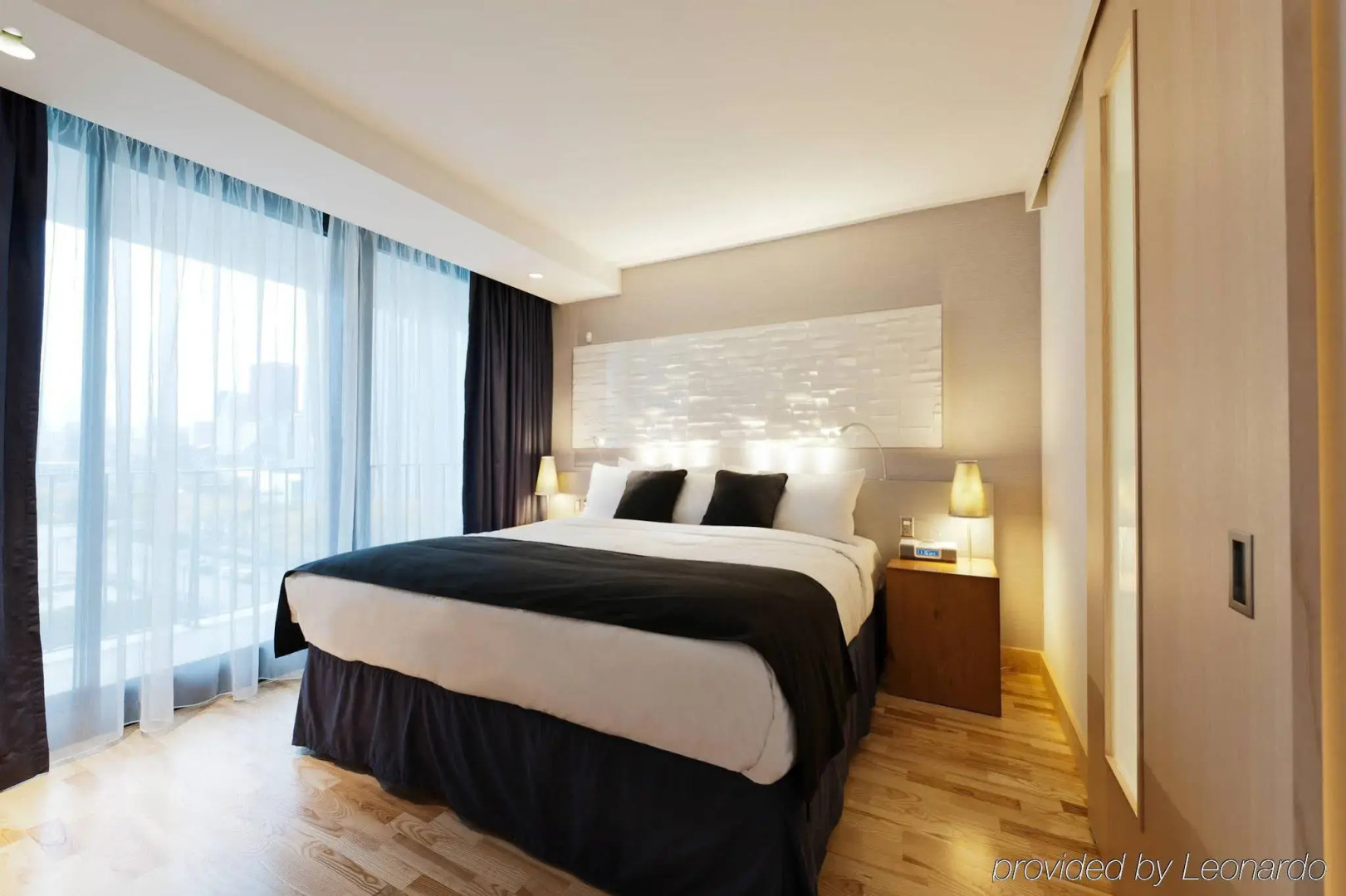 Photo - Radisson Blu Aqua Hotel, Chicago