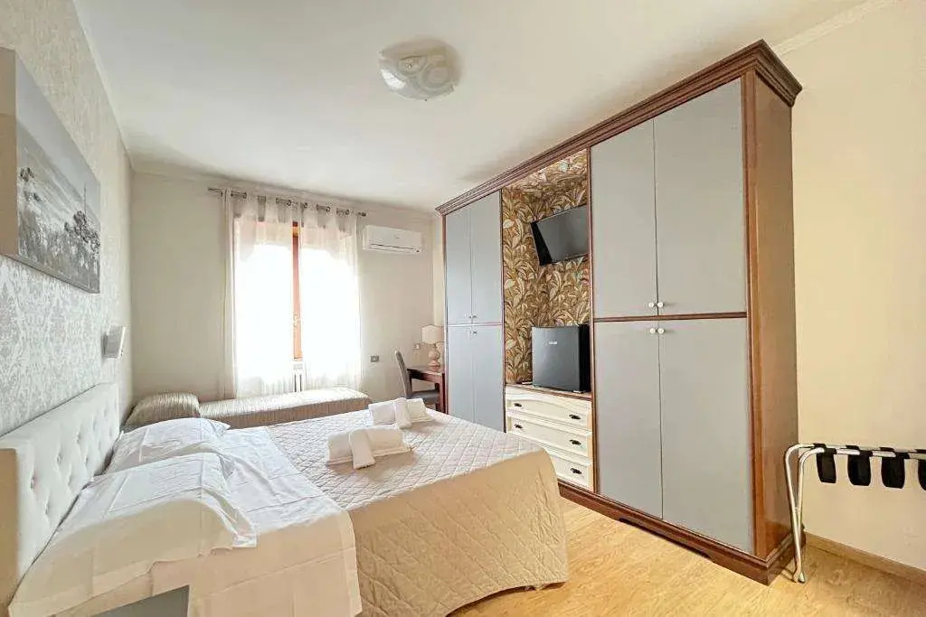 Foto - Antico Platano