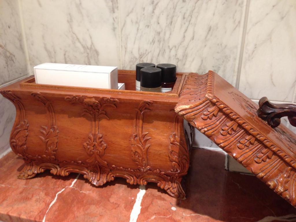 Photo - Twenty Nevern Square Hotel