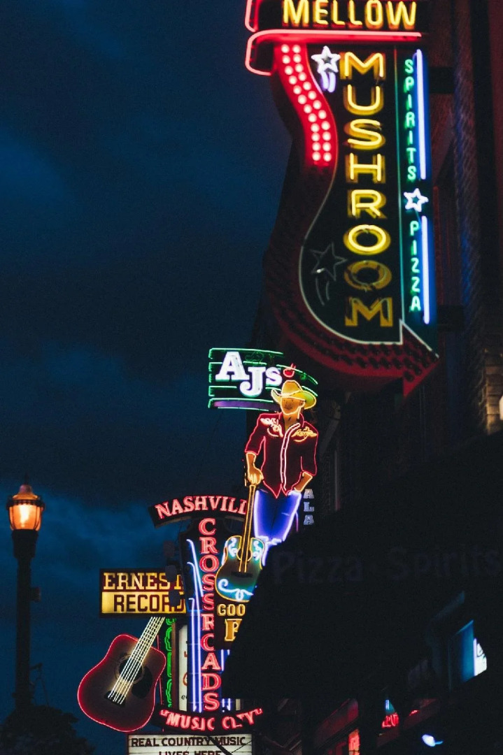 Photo - Loews Nashville Hotel at Vanderbilt Plaza