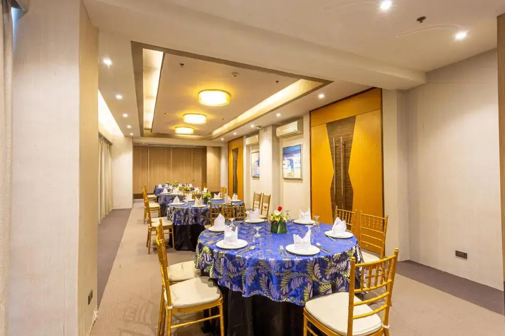 Foto - Bel's 2 Bedroom Condo in Santorini Hotel Sta. Lucia Mall Cainta Rizal