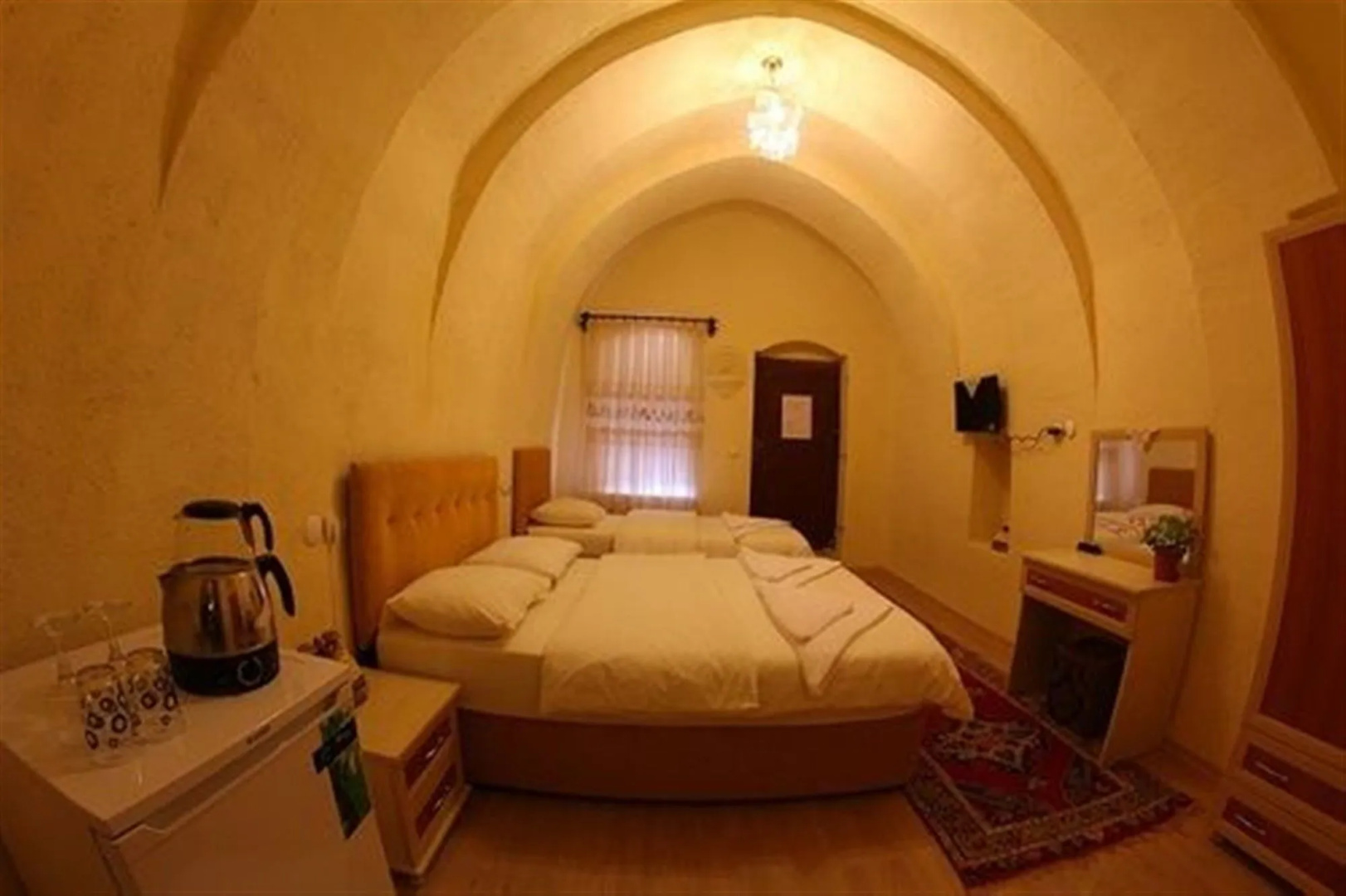 Photo - Falcon Cave Suites
