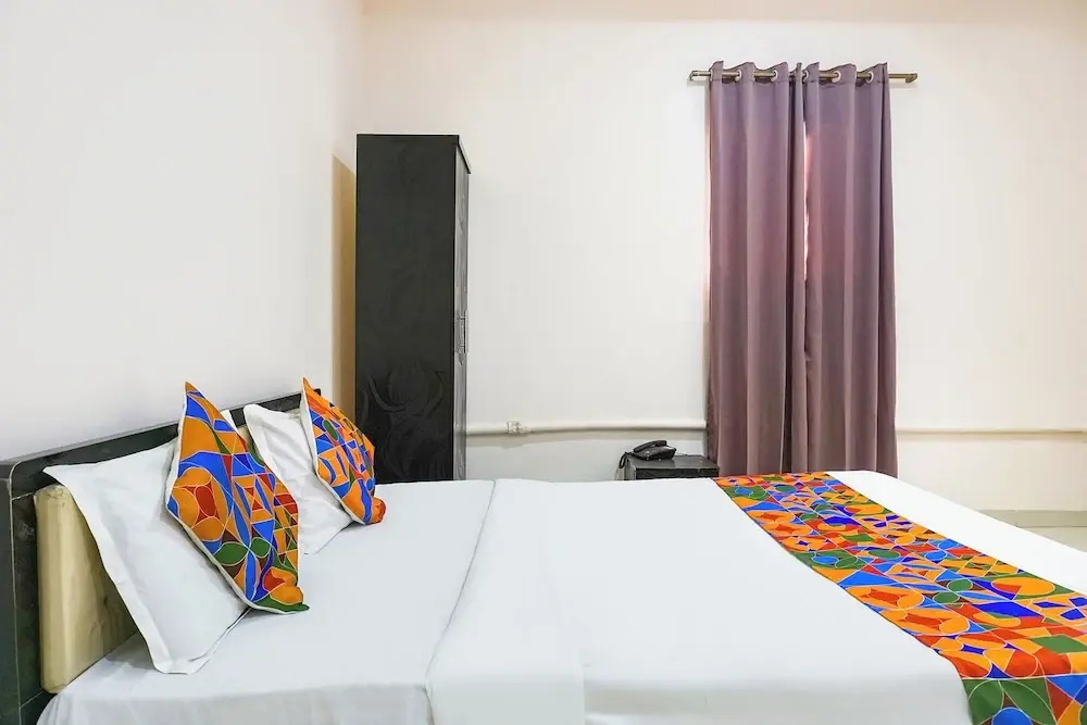 Photo - FabHotel Rachana Residency - Nr Shivaji Nagar Metro Station