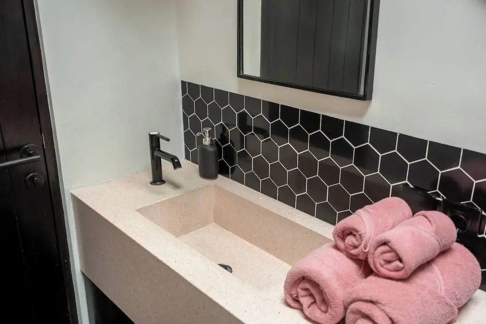 Photo - Liminal Palace Villa 3 by Betterplace