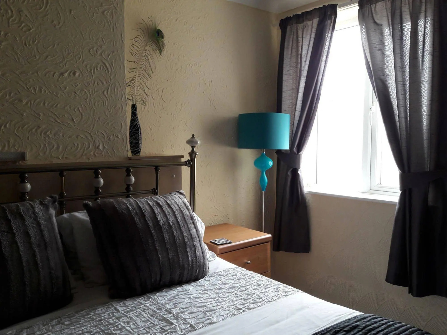 Photo - Bridle Lodge Apartments