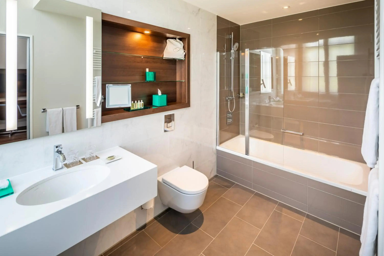 Photo - Fraser Suites Hamburg