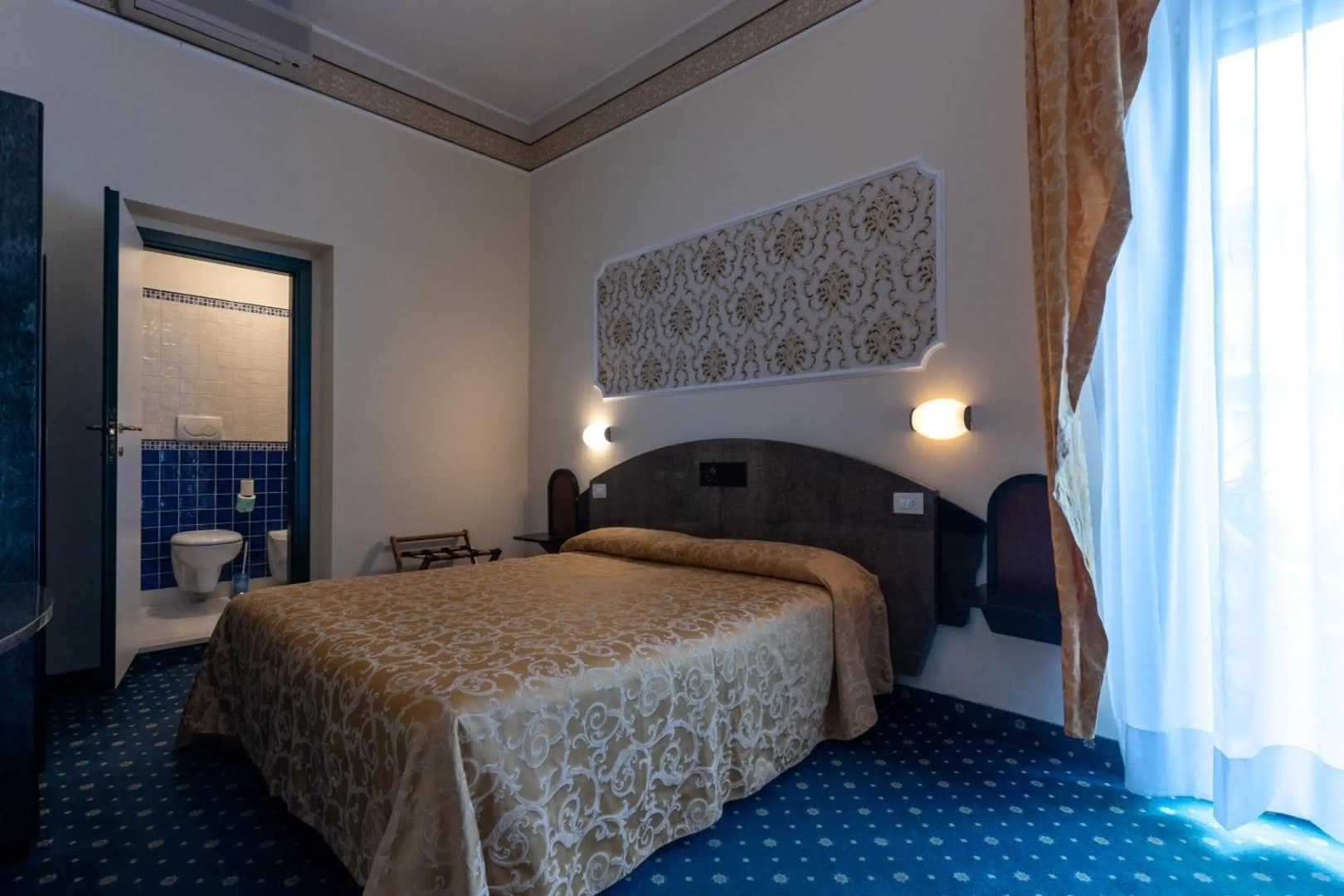 Foto - Hotel River fronte mare con piscina