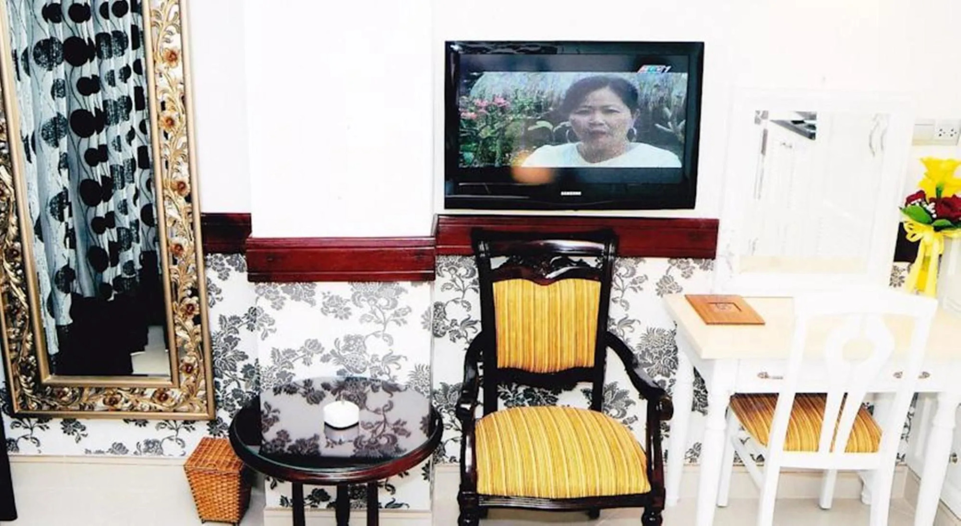 Photo - HOANG THANH THUY AIRPORT HOTEL 2 - Gần Ẩm Thực Đêm Chợ Hoàng Hoa Thám