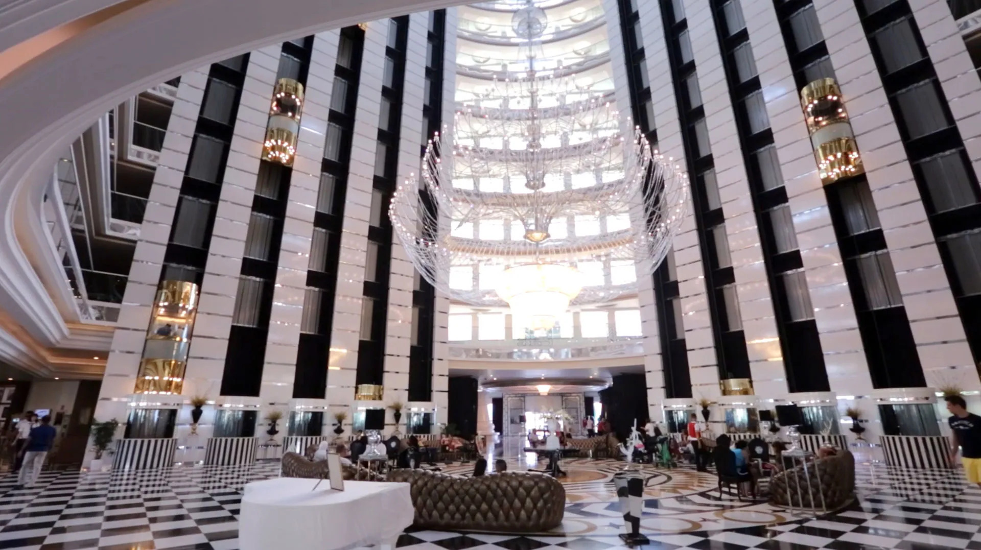 Foto - Delphin Imperial Lara