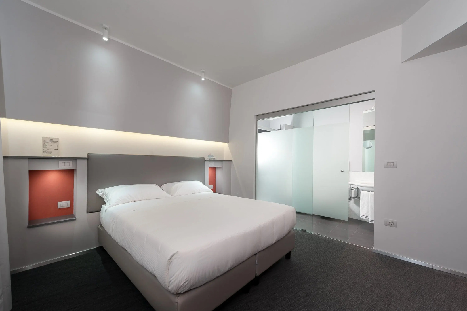 Photo - Hotel Executive Inn