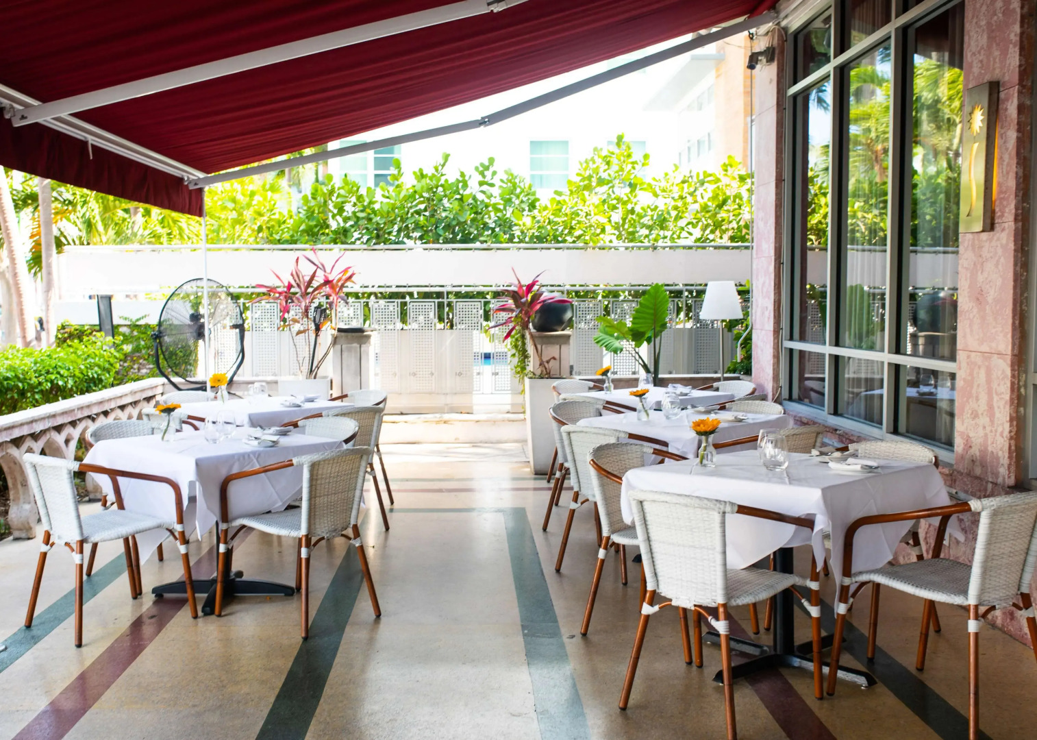 Foto - Crest Hotel Suites